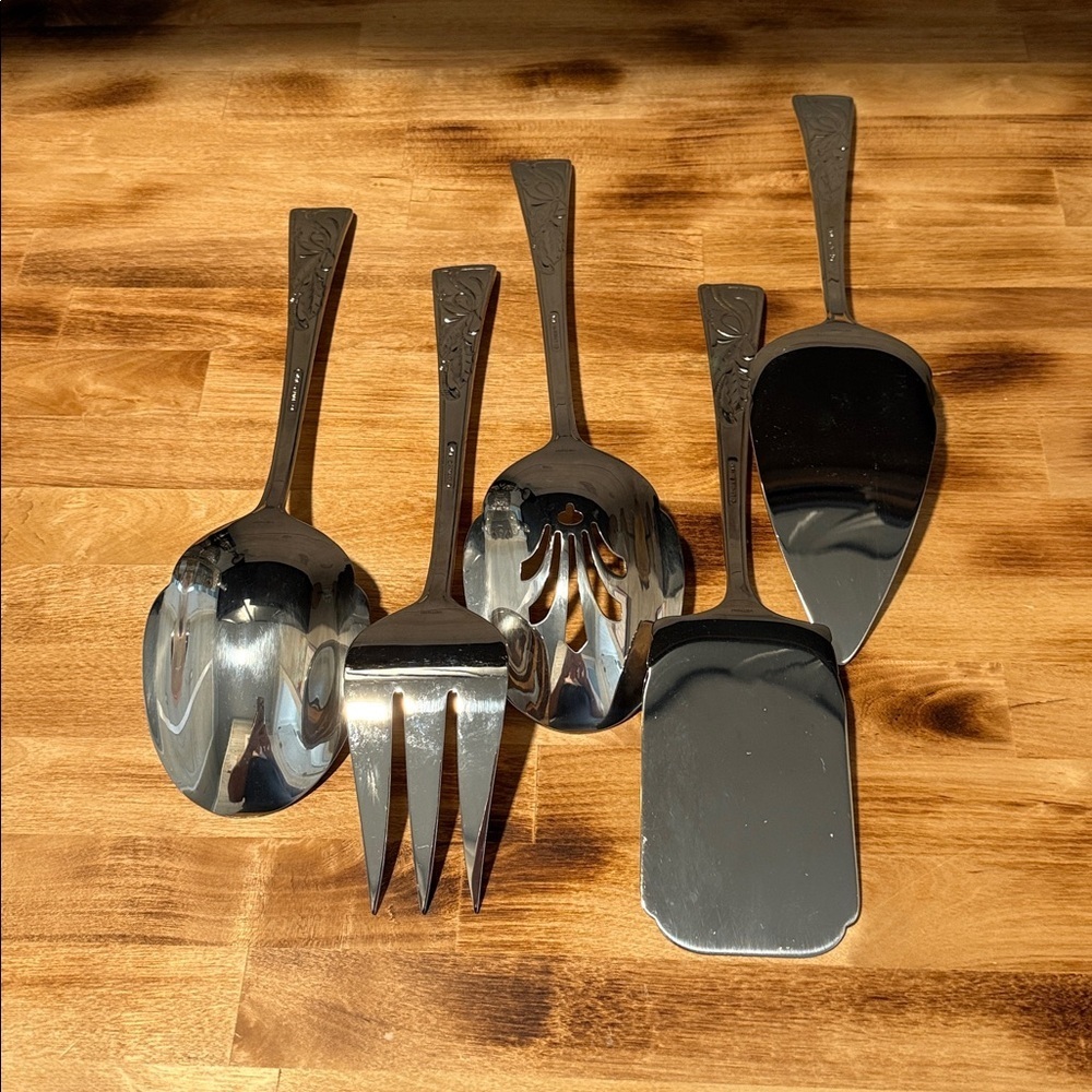 Lenox Holiday Oversized Hostess Serving Set of 5
